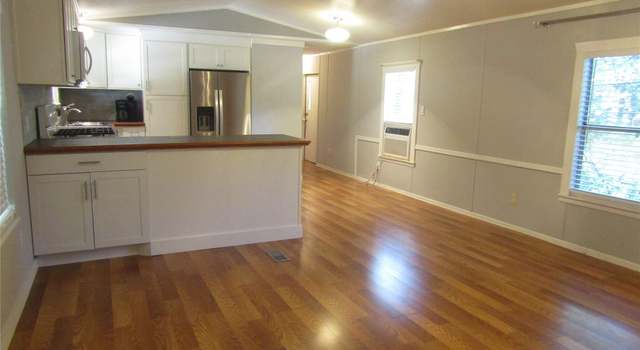 Photo of 342 Rain Forest Rd, Onalaska, TX 77360
