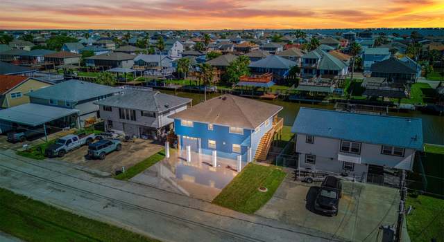 Photo of 545 Pompano St, Bayou Vista, TX 77563