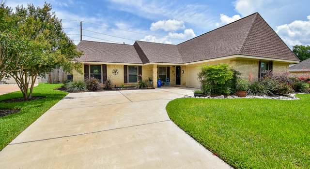 Photo of 2931 Pasture Ln, Sugar Land, TX 77479