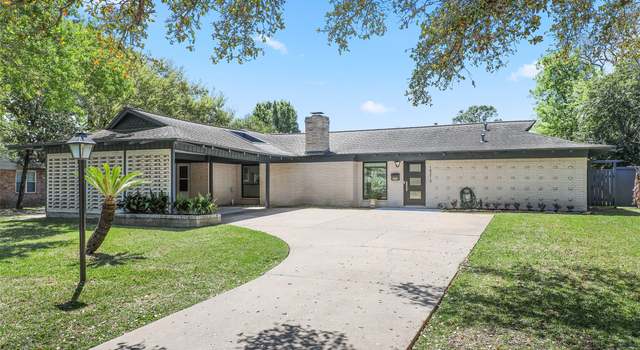 Photo of 18210 Caprice Ln, Houston, TX 77058