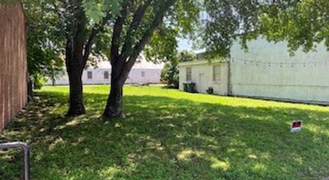 Photo of 108 SE Main St S, Flatonia, TX 78941