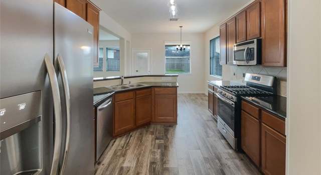 Photo of 13608 Summer Spring Ln, Rosharon, TX 77583