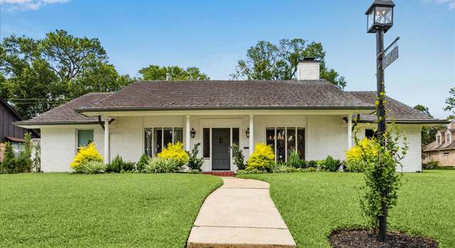 Photo of 10047 Doliver Dr, Houston, TX 77042