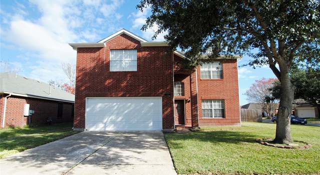Photo of 2305 Glade St, Pearland, TX 77584