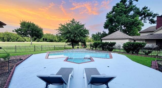 Photo of 7210 Blenheim Palace Ln, Houston, TX 77095