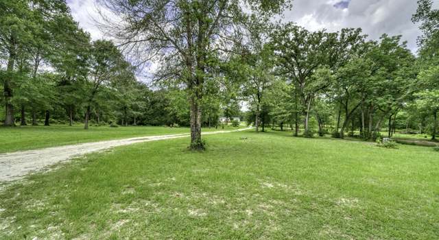 Photo of 4045 Settlers Ln, Madisonville, TX 77864