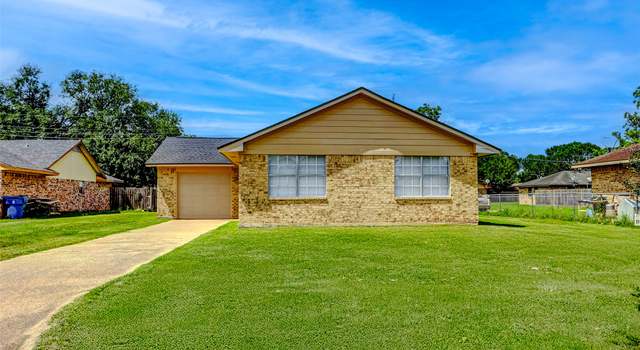 Photo of 742 Pine Ave, Hempstead, TX 77445