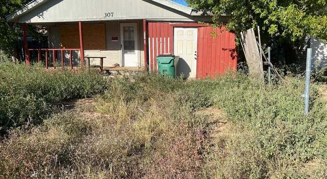 Photo of 307 E Summit Ave, Electra, TX 76360