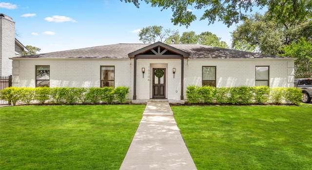 Photo of 10706 Valley Forge Dr, Houston, TX 77042