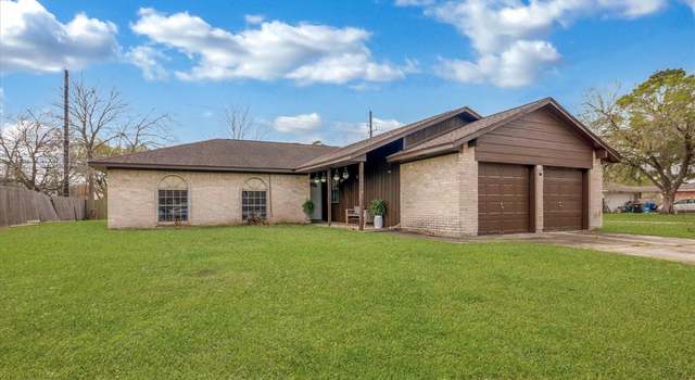 Photo of 10014 Bayou Woods Dr, Baytown, TX 77521