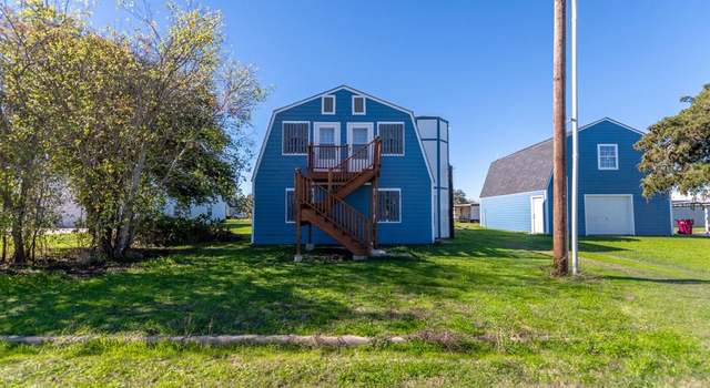 Photo of 604 Laurel St, Matagorda, TX 77457