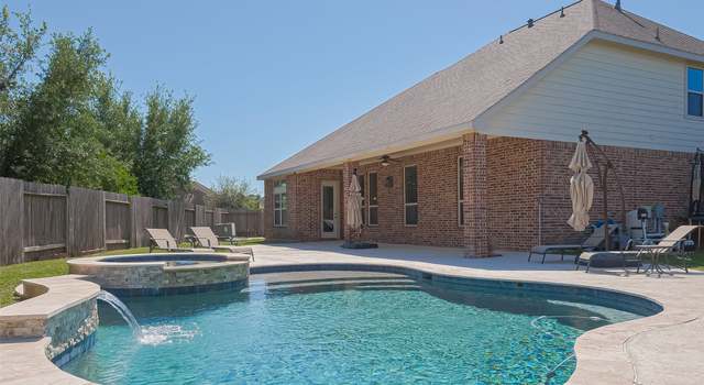 Photo of 13207 Spurlin Meadow Dr, Tomball, TX 77377