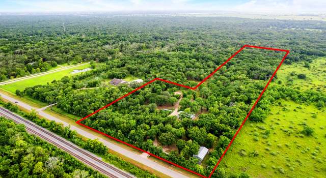 Photo of 5135 County Road 288, Angleton, TX 77515