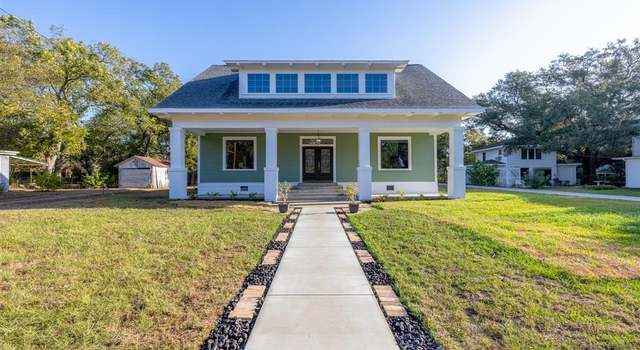 Photo of 104 W State St, Eagle Lake, TX 77434