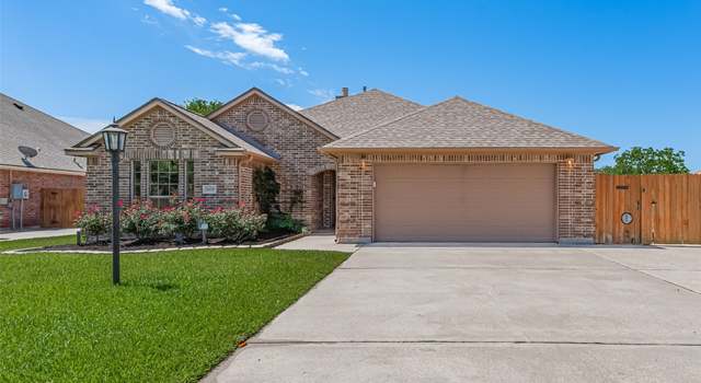 Photo of 19 Prairie Knoll Dr, Santa Fe, TX 77510