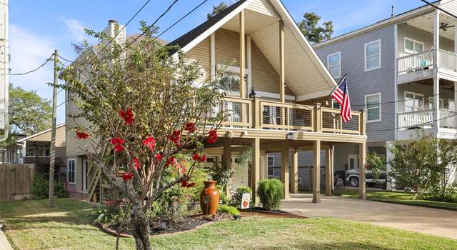 Photo of 225 Queen Rd, Kemah, TX 77565