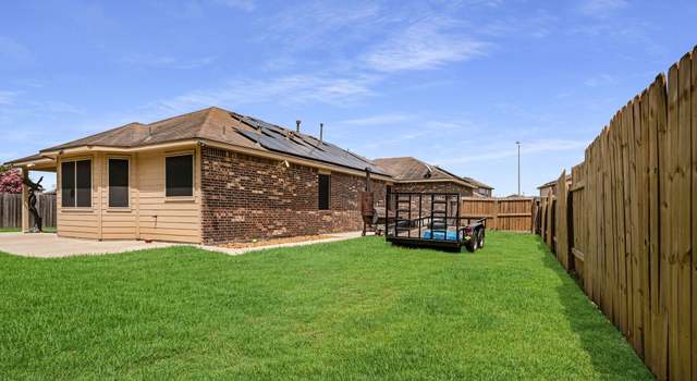 Photo of 18819 Deer Trace Dr, Crosby, TX 77532