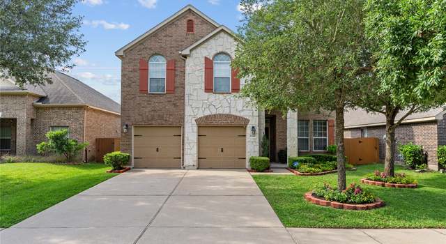 Photo of 17419 Woodfalls Ln, Richmond, TX 77407