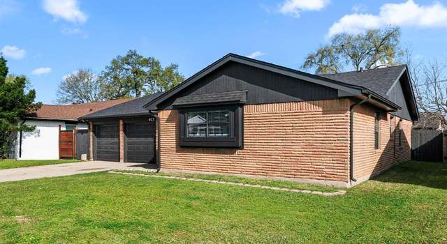 Photo of 827 Regal St, Houston, TX 77034