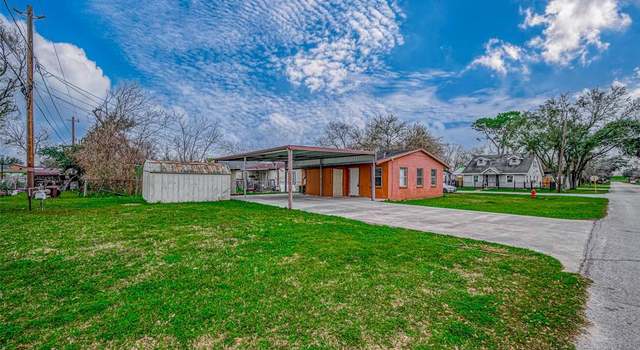 Photo of 10601 Munn St, Jacinto City, TX 77029