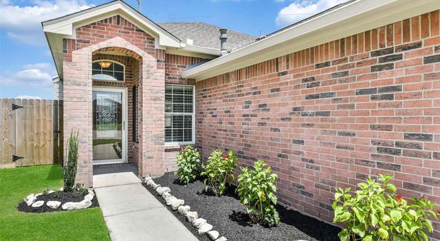Photo of 5235 Bailey Ln, Alvin, TX 77511