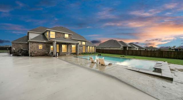 Photo of 7606 Keechi Pl, Mont Belvieu, TX 77523