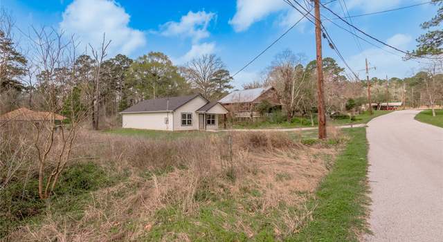 Photo of 16 Walnut Ln, Huntsville, TX 77320