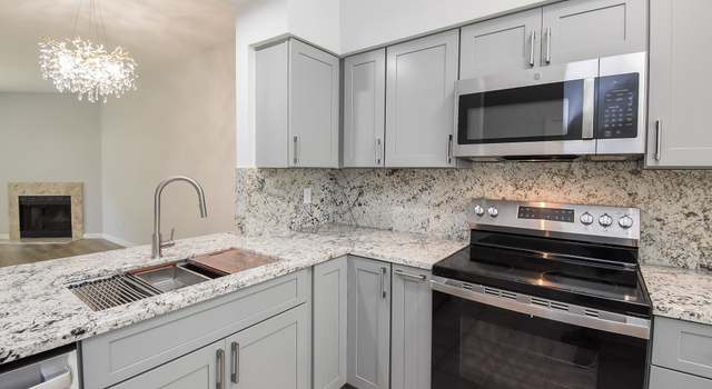 Photo of 7677 Cambridge Street Unit 7677, Houston, TX 77054