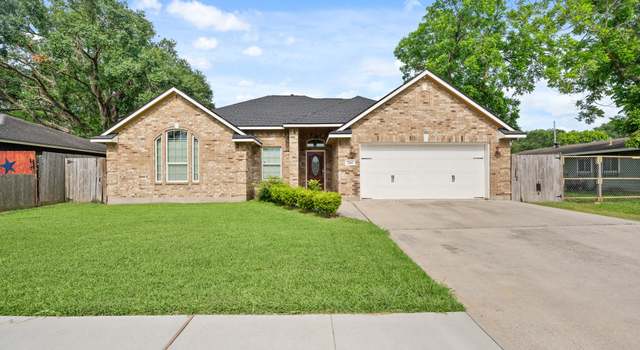 Photo of 2204 Merle St, Pasadena, TX 77502