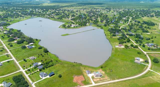 Photo of 507 Sunset Trl, Angleton, TX 77515