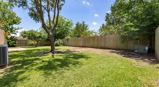 Photo of 1221 Torchwood Dr, Friendswood, TX 77546