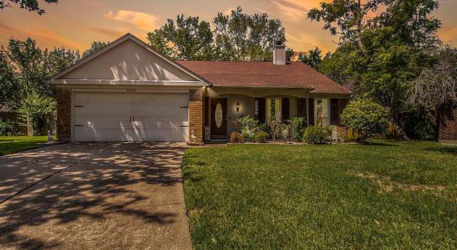 Photo of 4006 Spring Brook Ct, Pearland, TX 77584