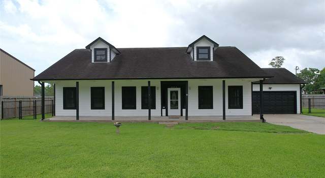 Photo of 8623 Delesandri Rd, Hitchcock, TX 77563