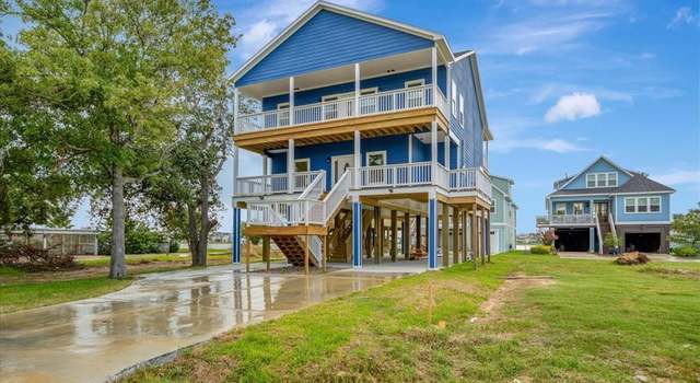 Property at 1214 Hall St, Seabrook, TX 77586, 4 beds, 3 baths