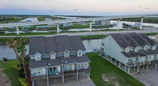 Photo of 133 Boat Slip Rd, Matagorda, TX 77457