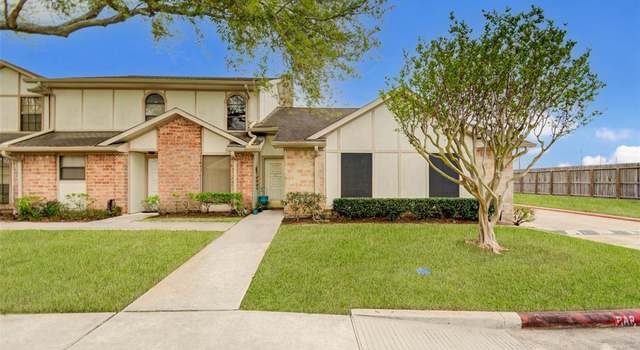 Photo of 52 Warwick Ln #1, Missouri City, TX 77459
