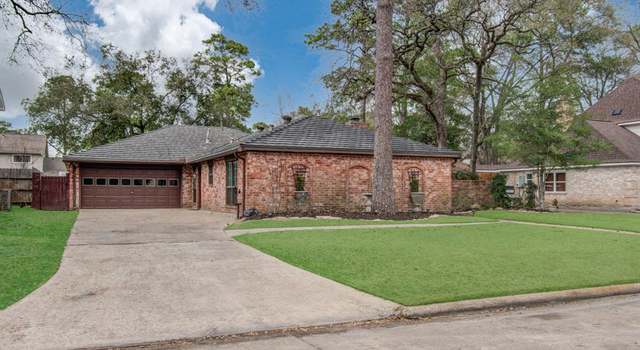 Photo of 5930 Old Lodge Dr, Houston, TX 77066
