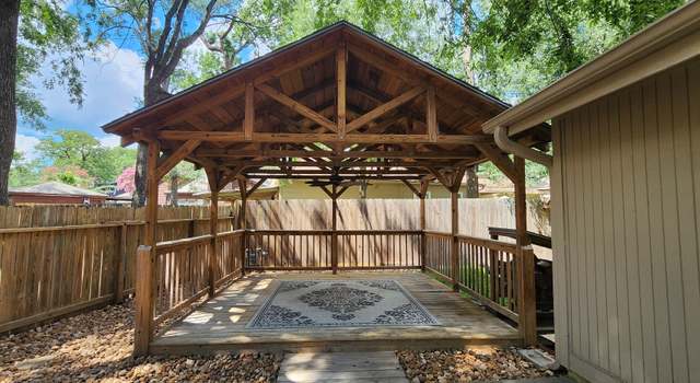 Photo of 532 S Rivershire Dr, Conroe, TX 77304