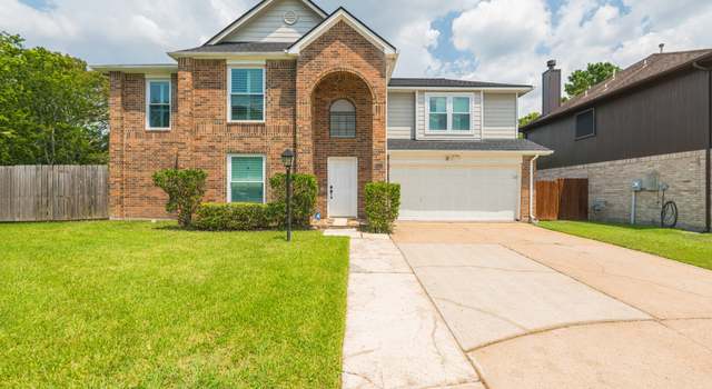 Photo of 203 Armand Bay Dr, Dickinson, TX 77539