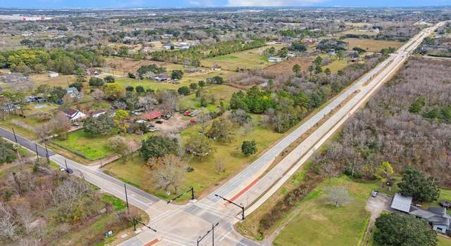 Photo of 13323 Max Rd, Brookside, TX 77581