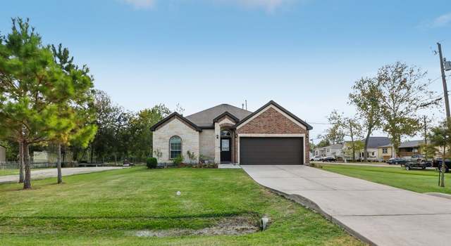 Photo of 311 W Independence Dr, League City, TX 77573