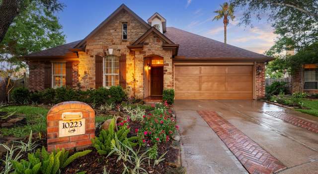 Photo of 10223 Garden Crossing Ln, Missouri City, TX 77459