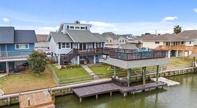 Photo of 29 N Curlew St, La Marque, TX 77568