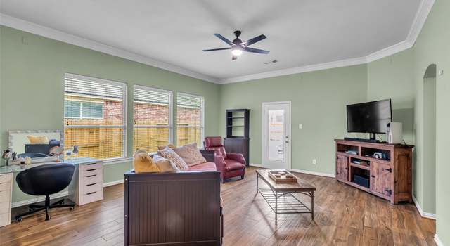 Photo of 315 Riverway Bluff Ln, Richmond, TX 77406