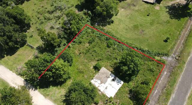 Photo of 502 Myrtis, Oak Island, TX 77514