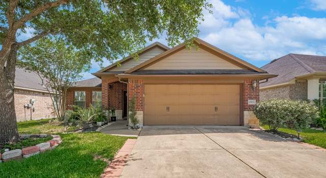 Photo of 1911 Cadbury Castle Ln, Fresno, TX 77545