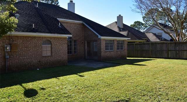Photo of 715 Oak Harbor Dr, Houston, TX 77062