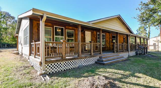 Photo of 126 Oak Hills Ct, Magnolia, TX 77355