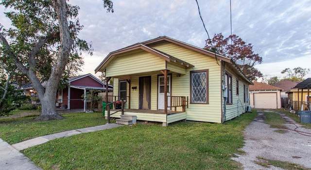Photo of 316 E Hunnicutt St, Baytown, TX 77520