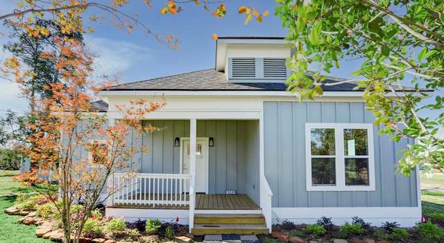 Photo of 353 Taylor St, New Ulm, TX 78950